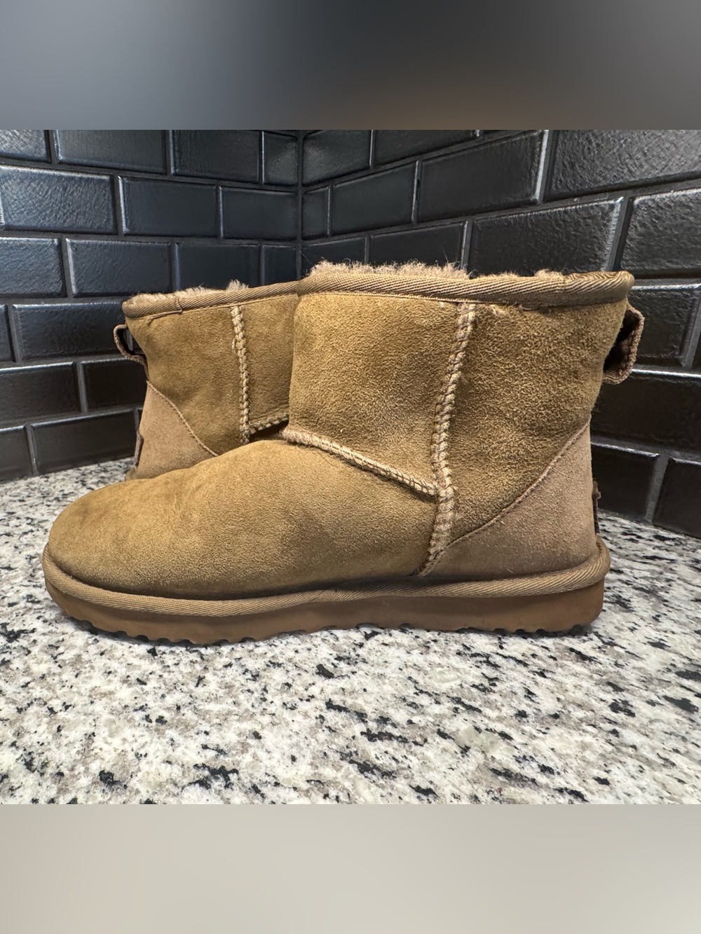 UGG women’s brown booties, sz 7 - Picture 9 of 13